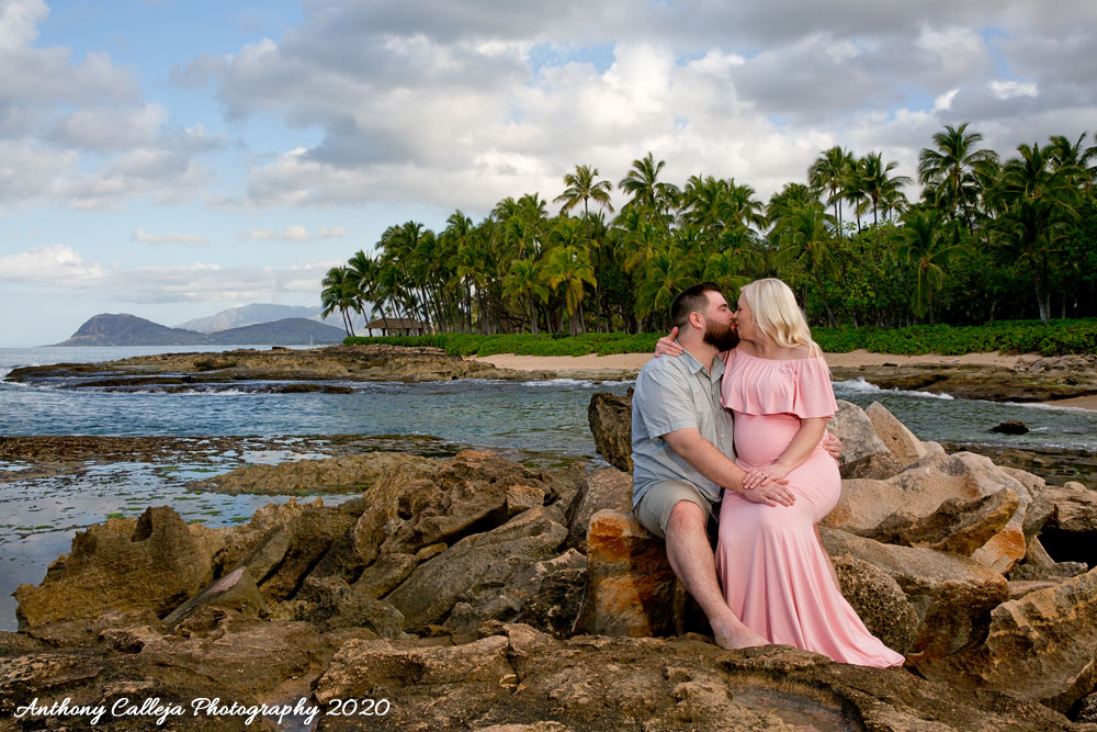 Affordable Oahu Maternity Photo Session