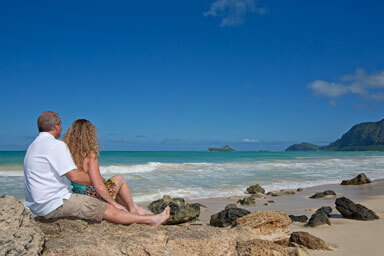 Bellows Beach Couples Photography