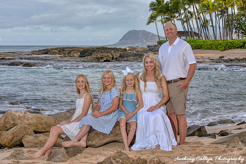early morning Secret beach, Koolina family photography session