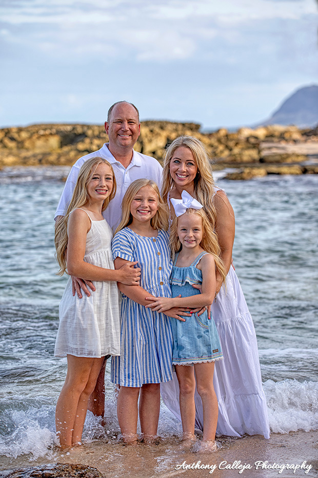 early morning Secret beach, Koolina family photography session