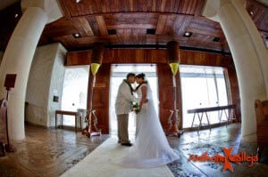 Honolulu Wedding Photographer