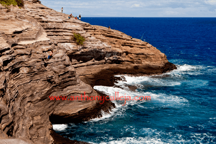 Cliff Jumpers Spitting Cave Portlock, Oahu, Hawaii
